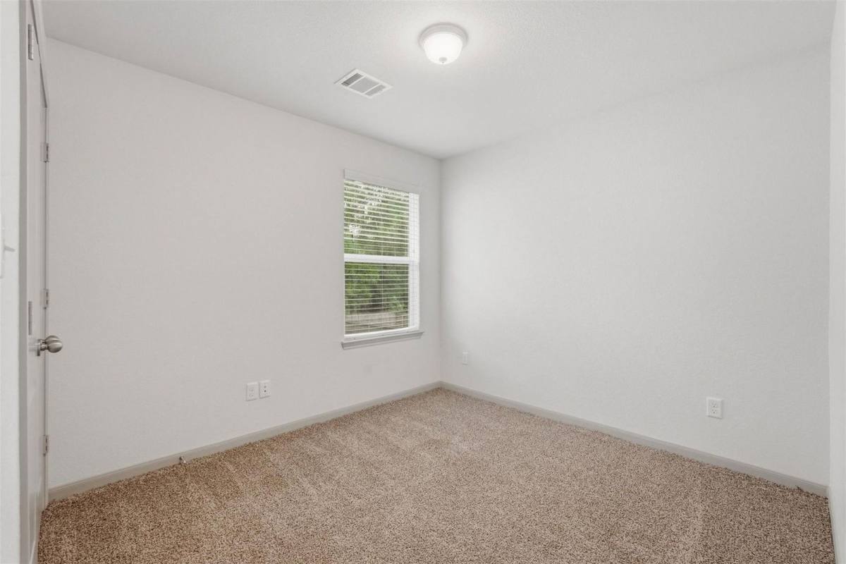 Townhouse for rent at 634 Magnolia Bend, New Caney, TX 77357