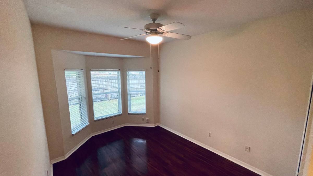House for rent at 500 Lakescape Court, Orlando, FL 32828