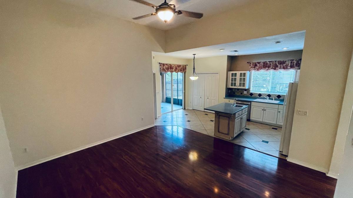 House for rent at 500 Lakescape Court, Orlando, FL 32828