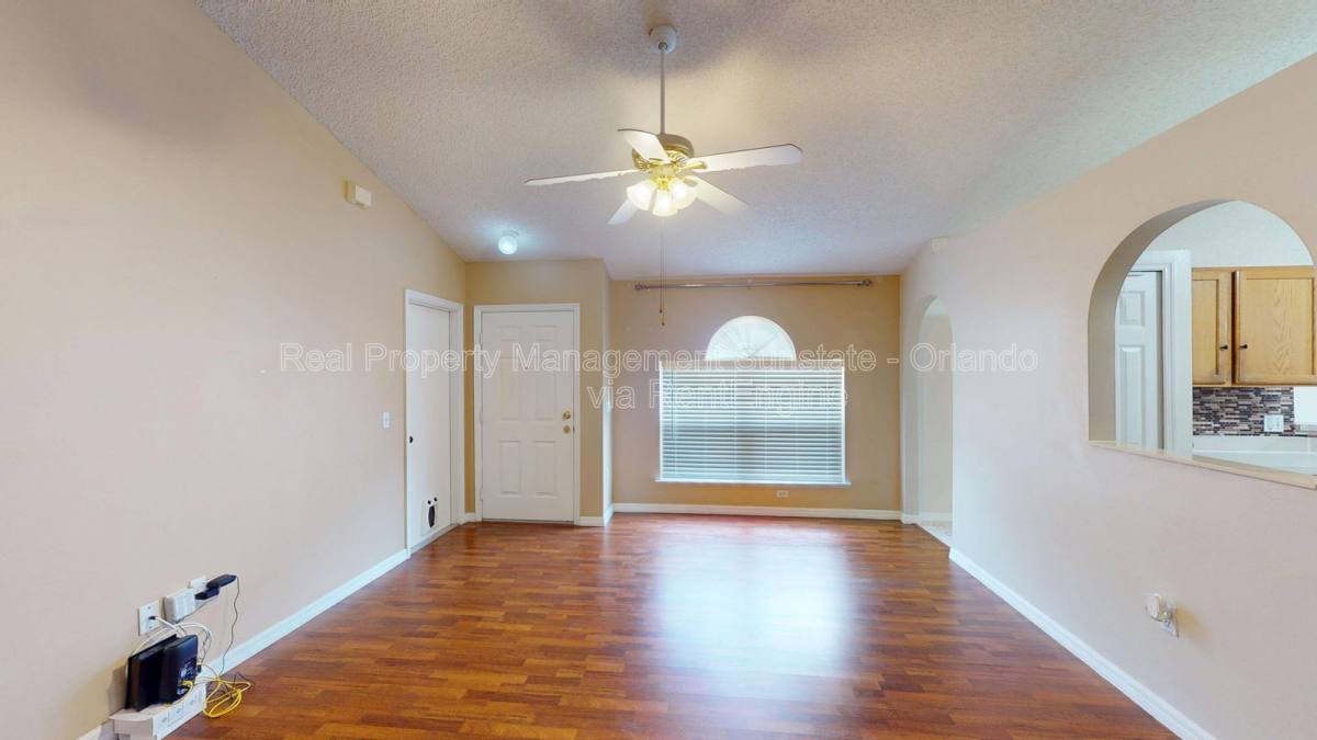 House for rent at 654 Caladesi Trail, Orlando, FL 32807
