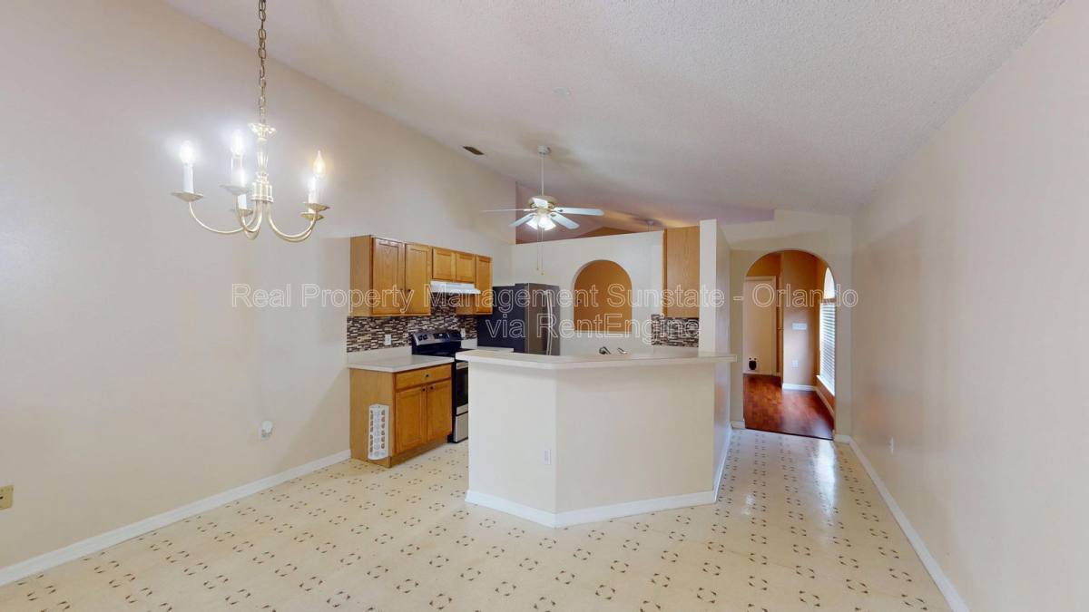 House for rent at 654 Caladesi Trail, Orlando, FL 32807