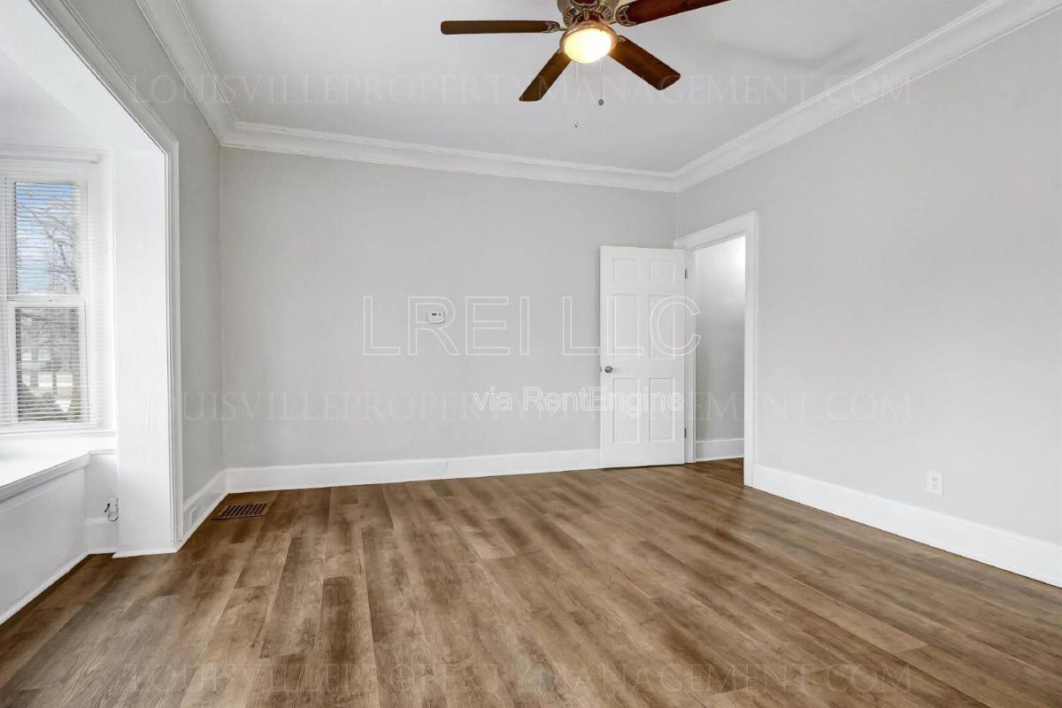 Apartment for rent at 4704 Southern Parkway #A1, Louisville, KY 40214