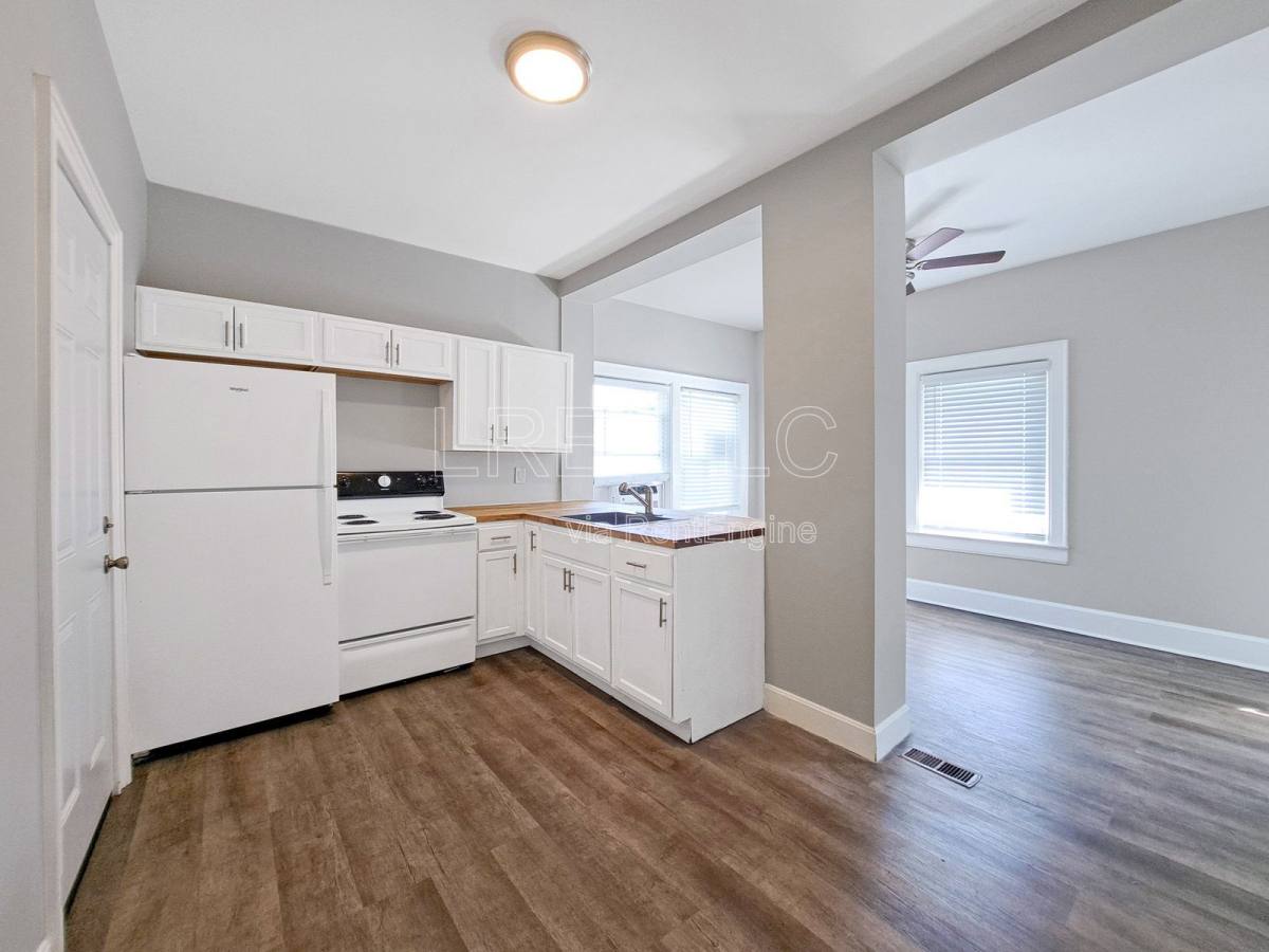 Apartment for rent at 4704 Southern Parkway #A1, Louisville, KY 40214