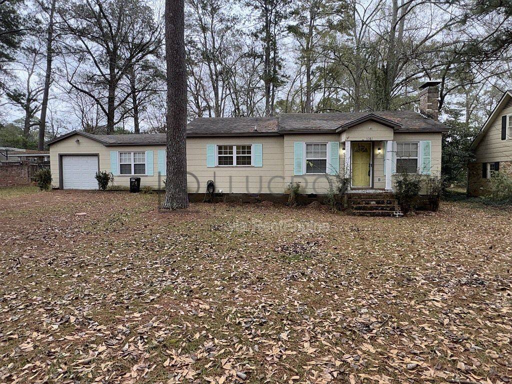 House for rent at 1081 S Church St, Brookhaven, MS 39601