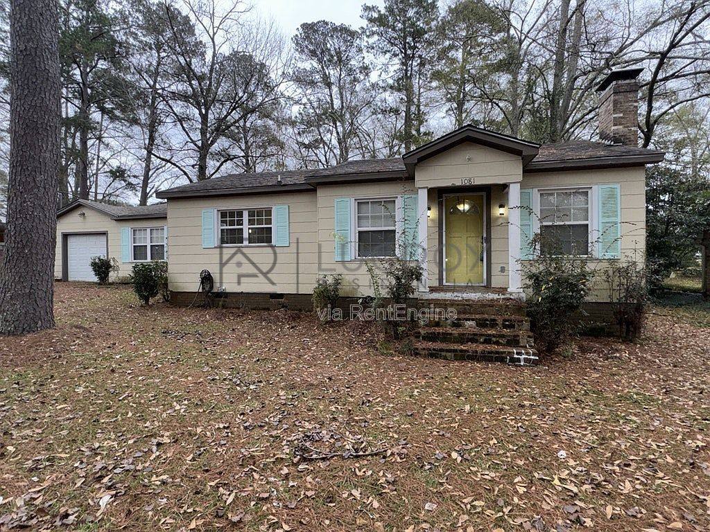 House for rent at 1081 S Church St, Brookhaven, MS 39601