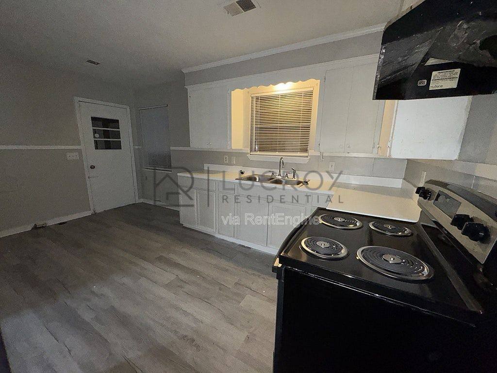 House for rent at 1126 Barbara Ann Dr, Jackson, MS 39204