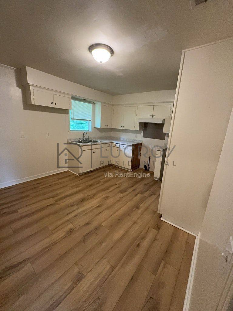 House for rent at 1513 Maria Dr, Jackson, MS 39204