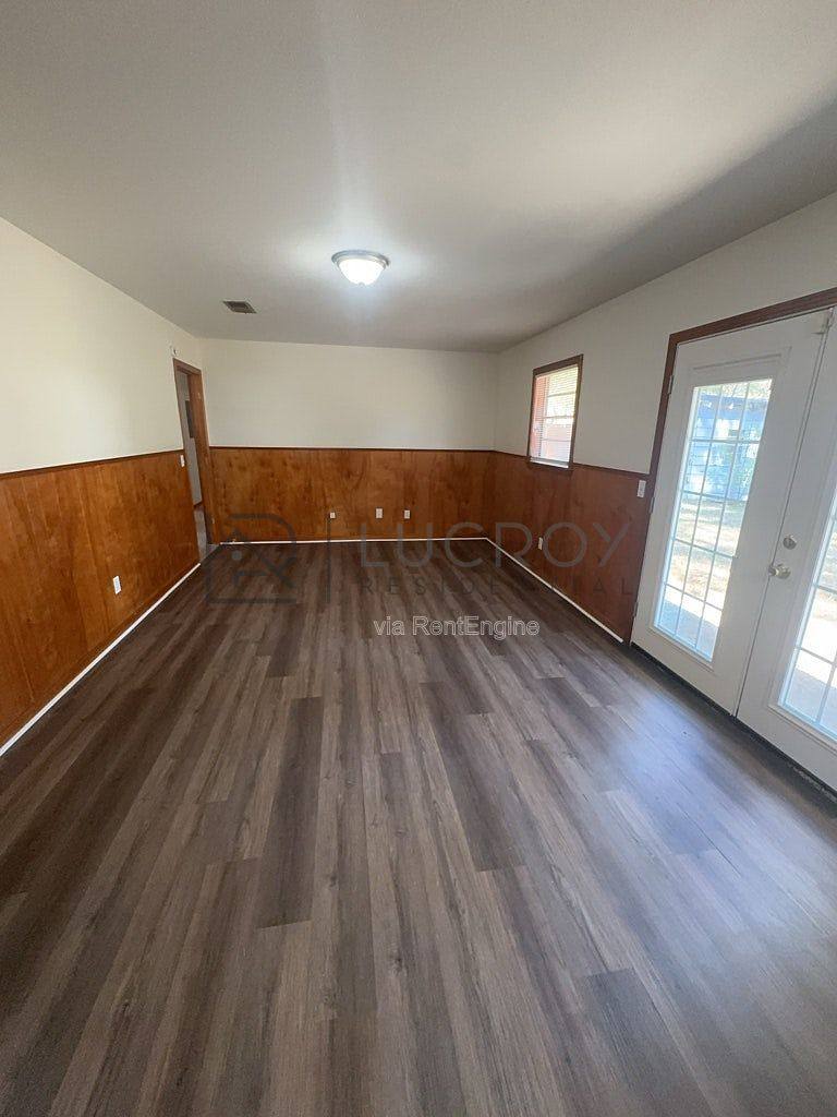 House for rent at 2242 Castle Hill Dr, Jackson, MS 39204