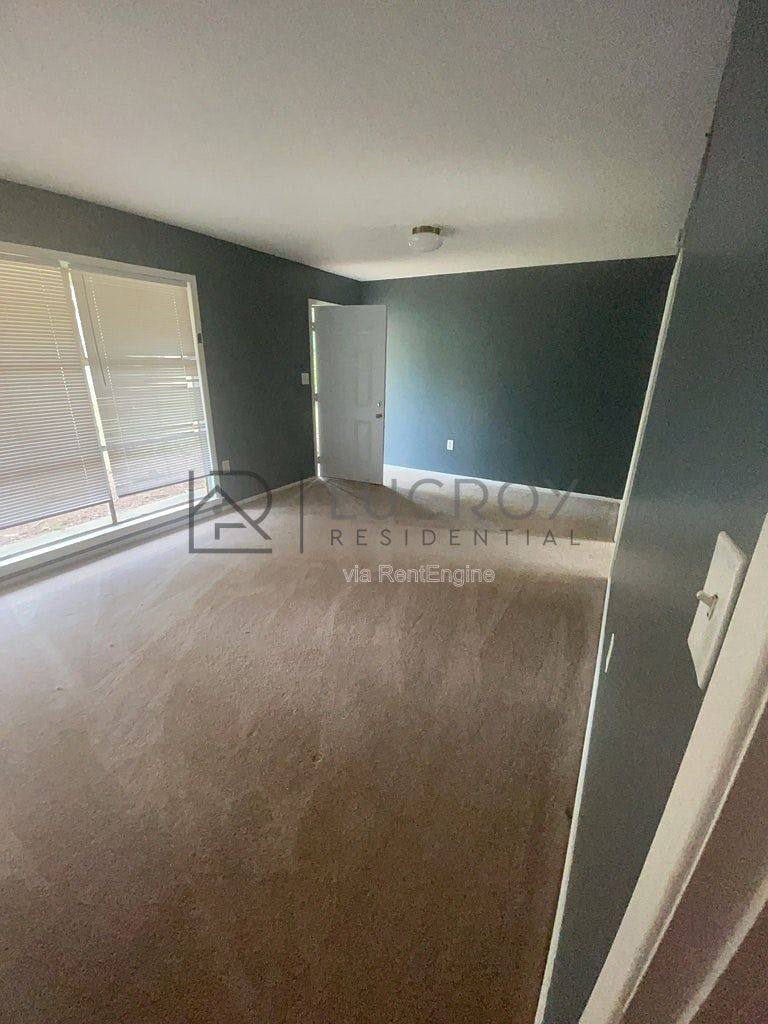 House for rent at 2694 Woodside Dr, Jackson, MS 39204
