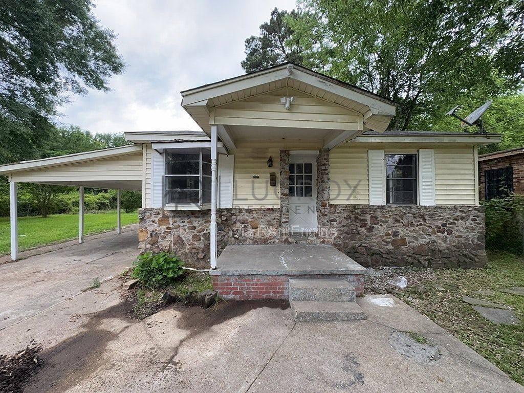 House for rent at 2829 Comfort St, Jackson, MS 39213