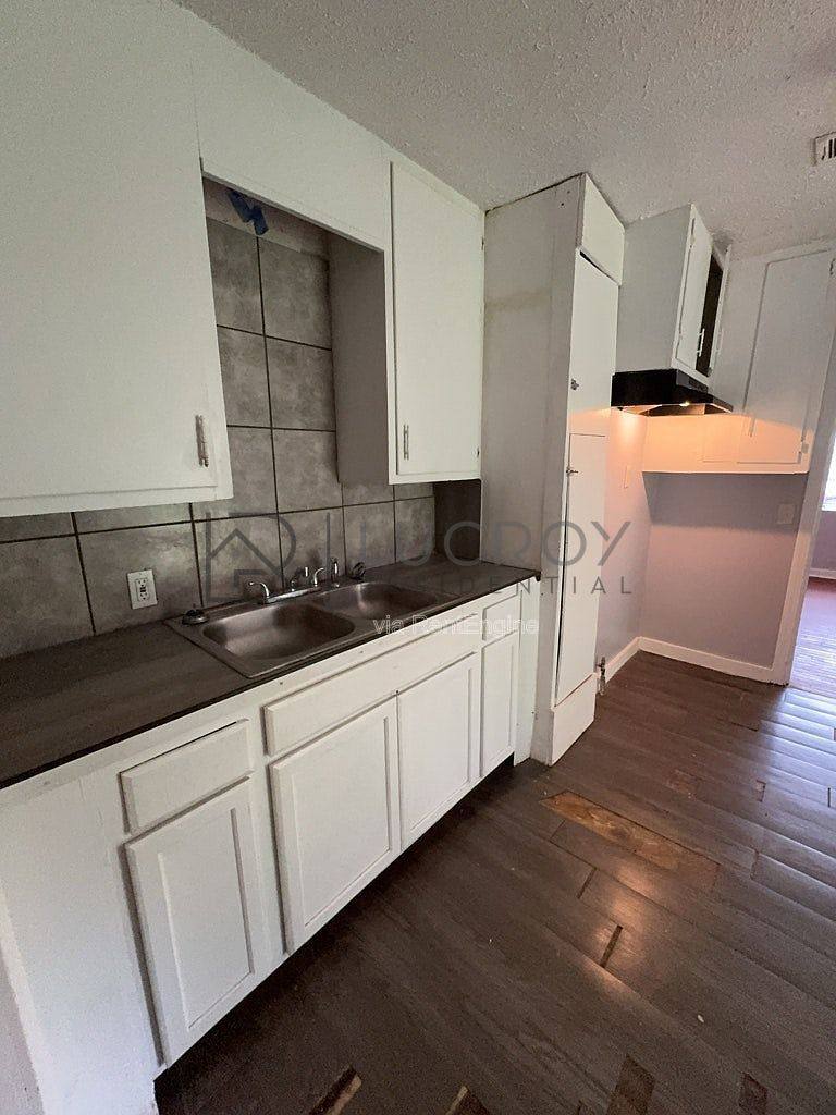 House for rent at 2829 Comfort St, Jackson, MS 39213