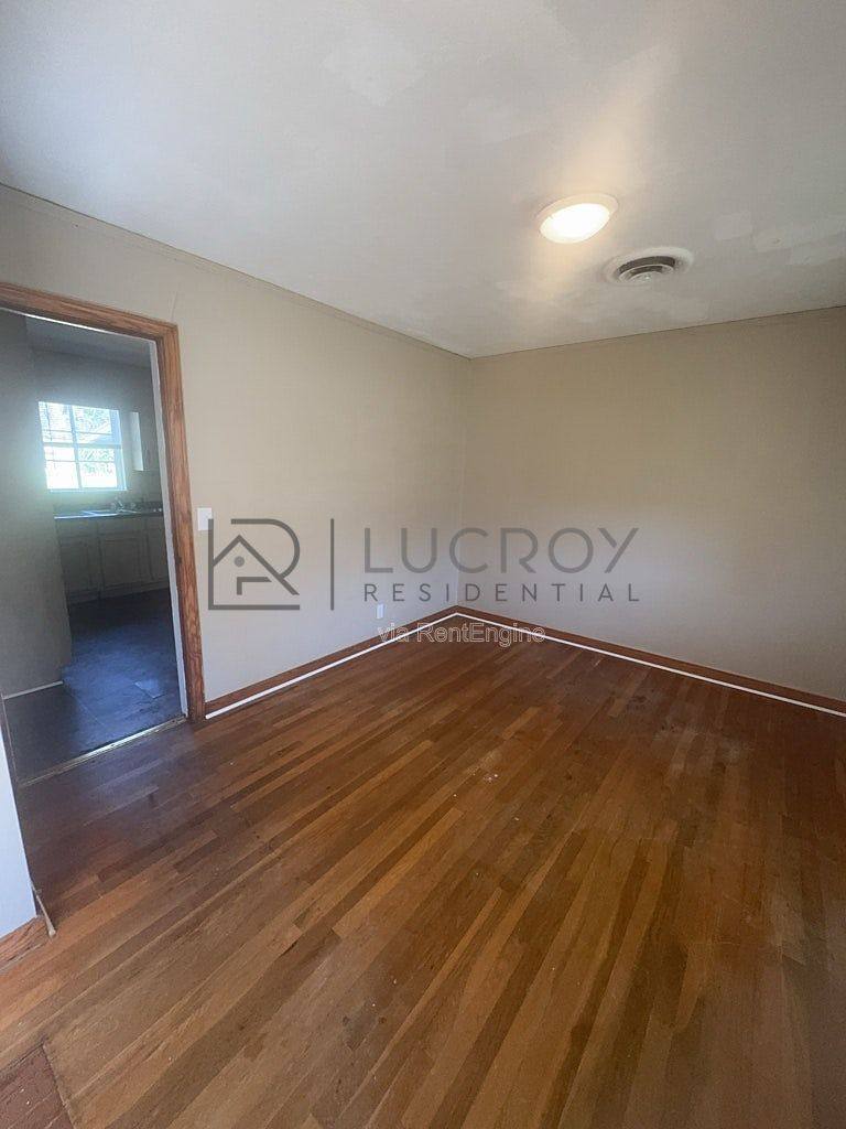 House for rent at 316 Woody Dr, Jackson, MS 39212