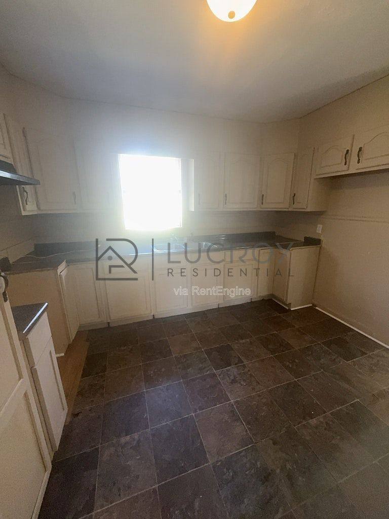 House for rent at 316 Woody Dr, Jackson, MS 39212