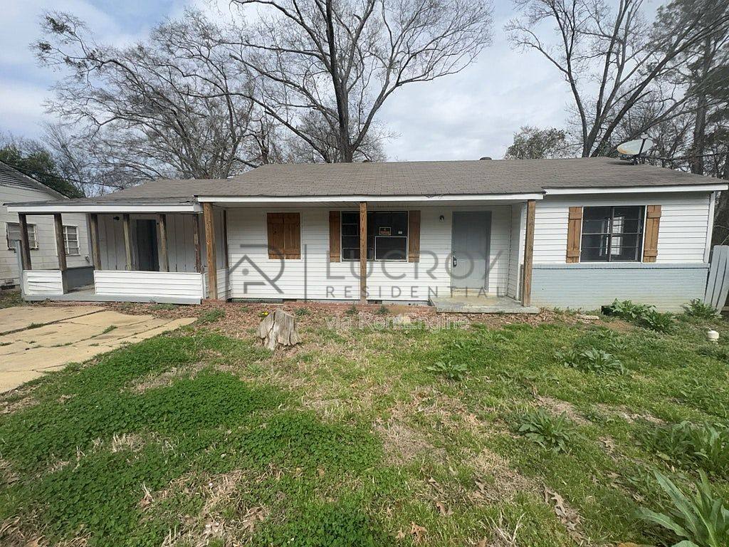 House for rent at 320 Lawrence Rd, Jackson, MS 39206