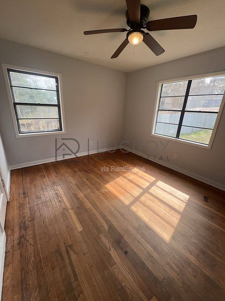 House for rent at 320 Lawrence Rd, Jackson, MS 39206