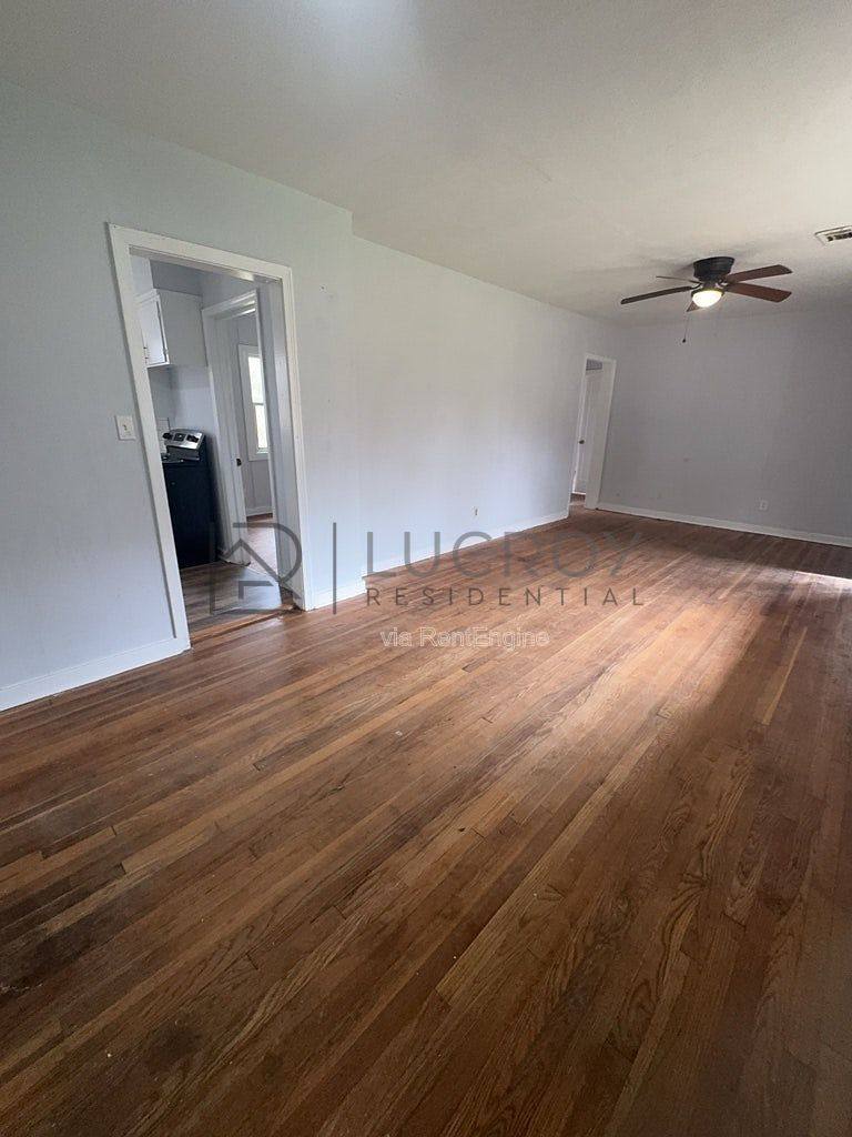 House for rent at 320 Lawrence Rd, Jackson, MS 39206