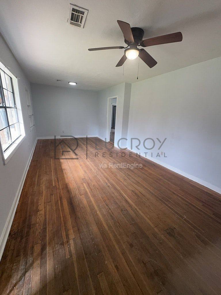 House for rent at 320 Lawrence Rd, Jackson, MS 39206
