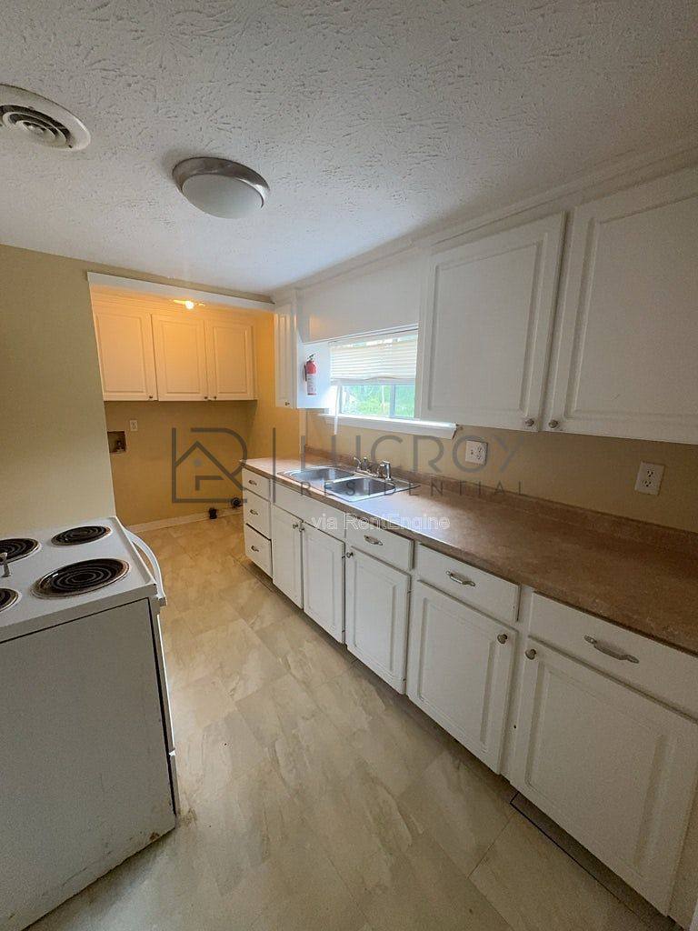 House for rent at 346 Mason Blvd, Jackson, MS 39212