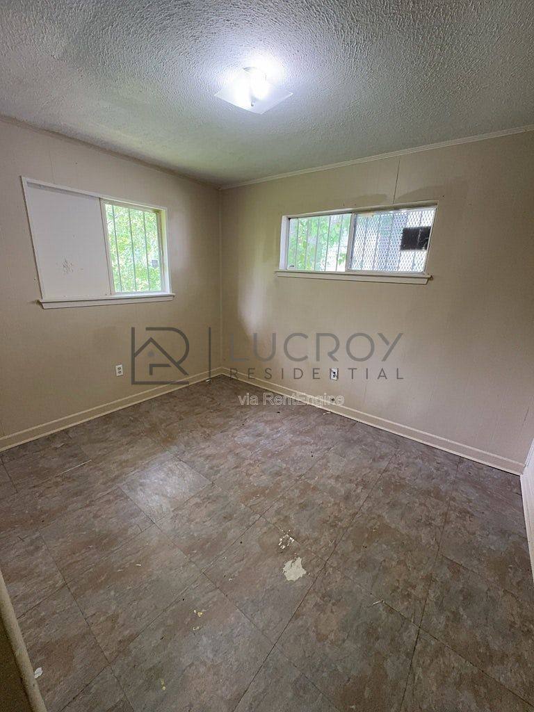 House for rent at 6521 Lyndon B Johnson Dr, Jackson, MS 39213