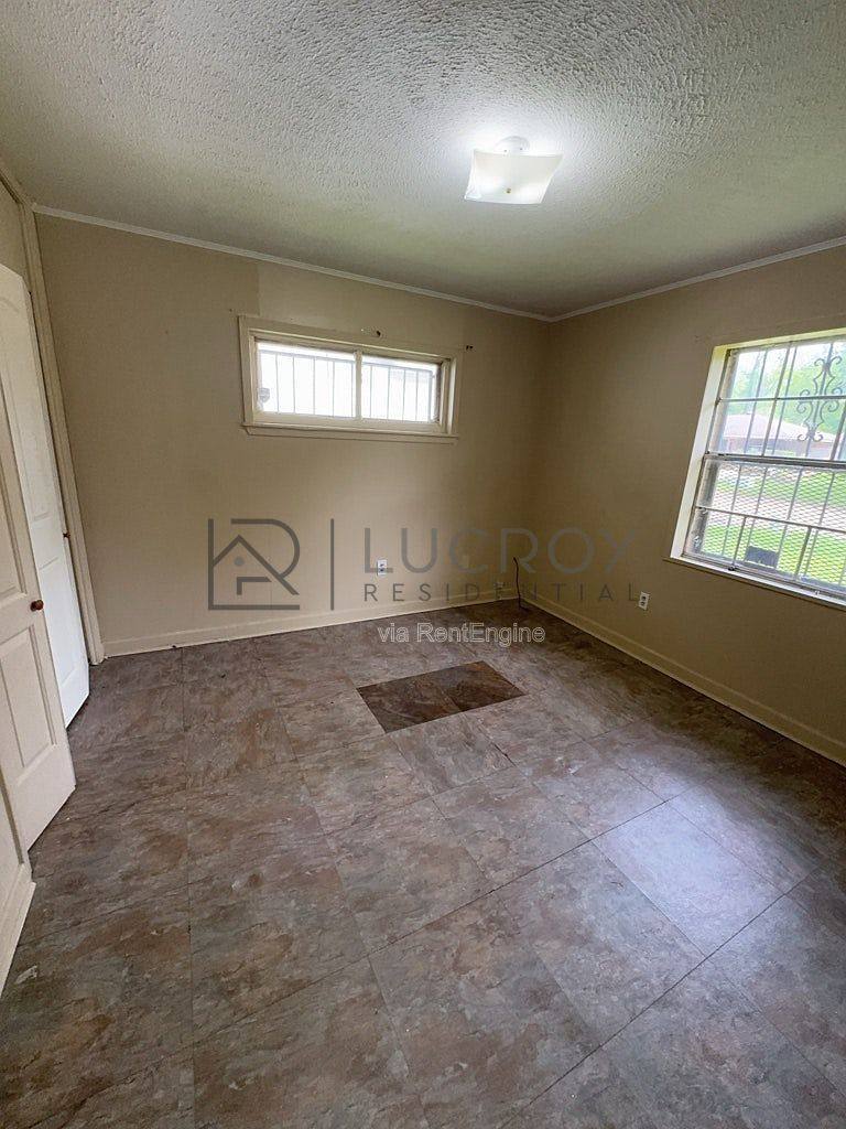 House for rent at 6521 Lyndon B Johnson Dr, Jackson, MS 39213