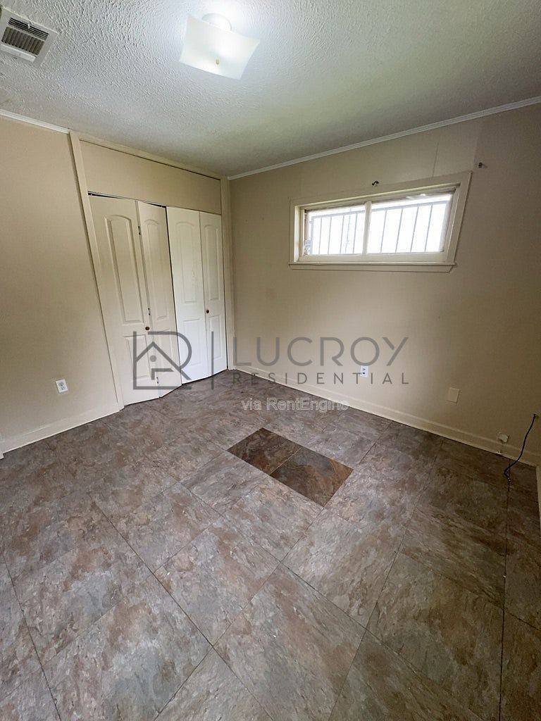 House for rent at 6521 Lyndon B Johnson Dr, Jackson, MS 39213