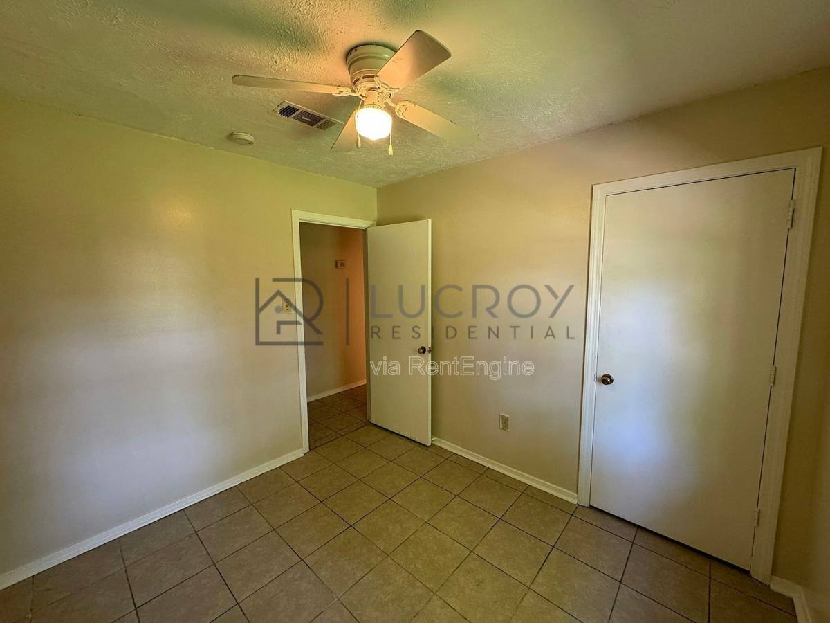 House for rent at 6731 George Washington Dr, Jackson, MS 39213