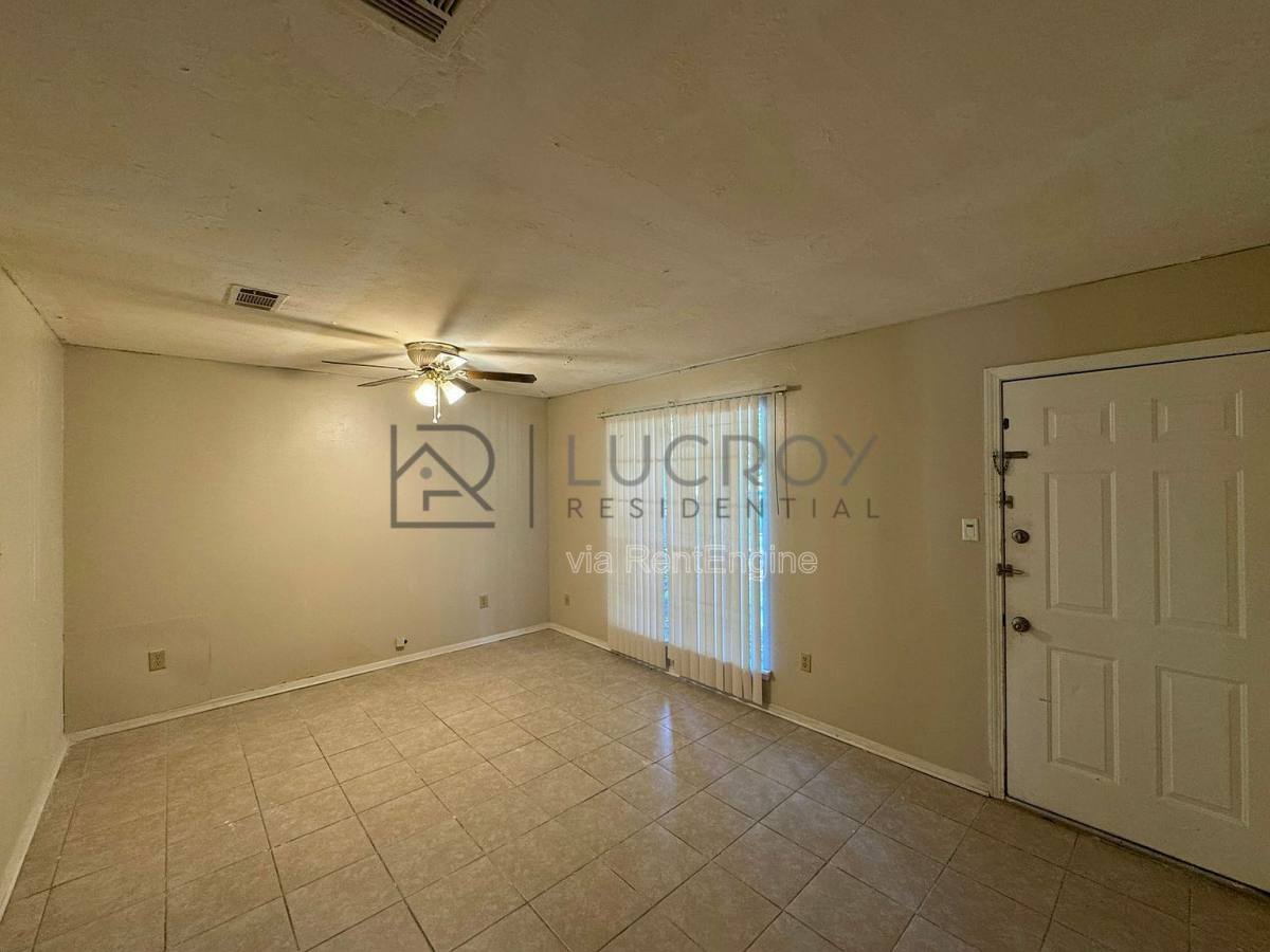 House for rent at 6731 George Washington Dr, Jackson, MS 39213