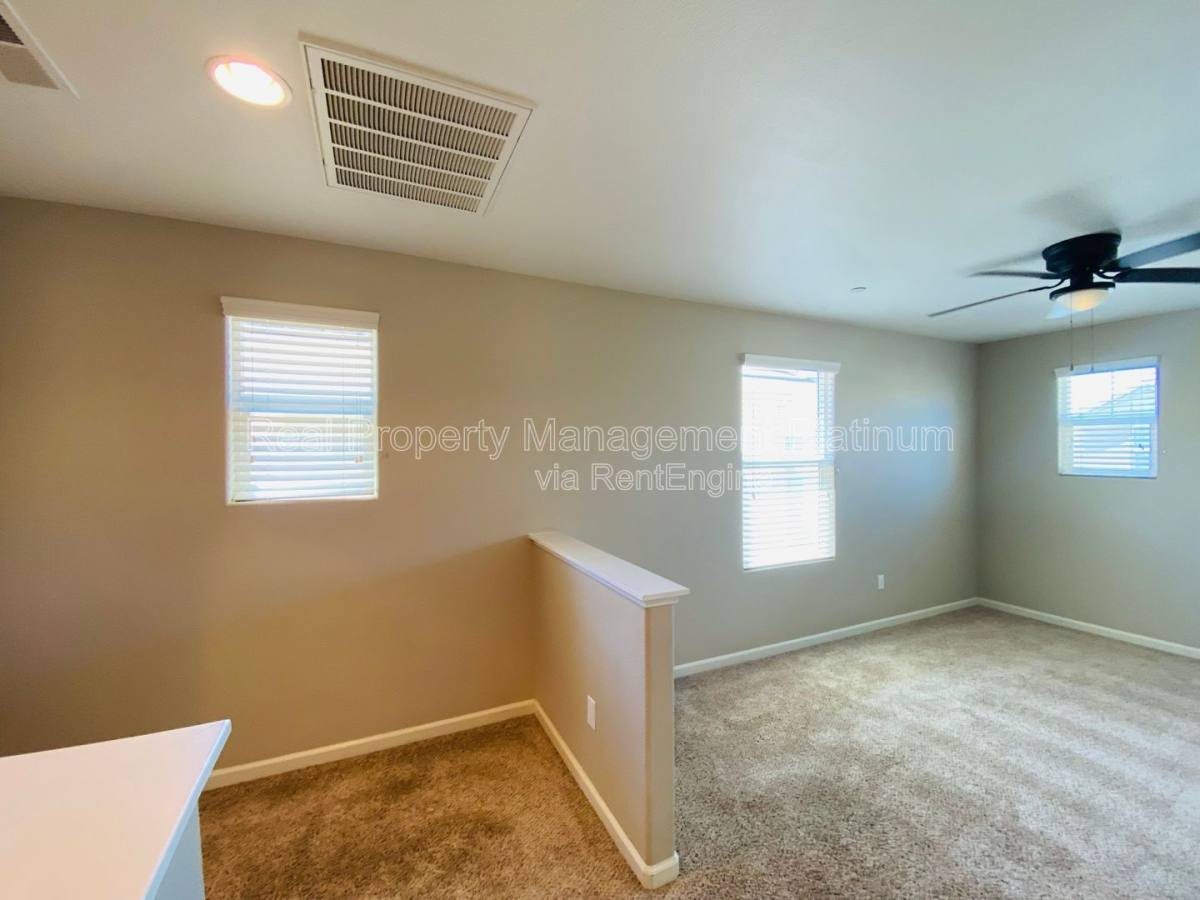 House for rent at 3542 Significant Way, Clovis, CA 93619