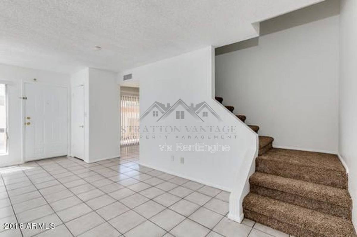 Townhouse for rent at 5180 W Olive Ave, Glendale, AZ 85302