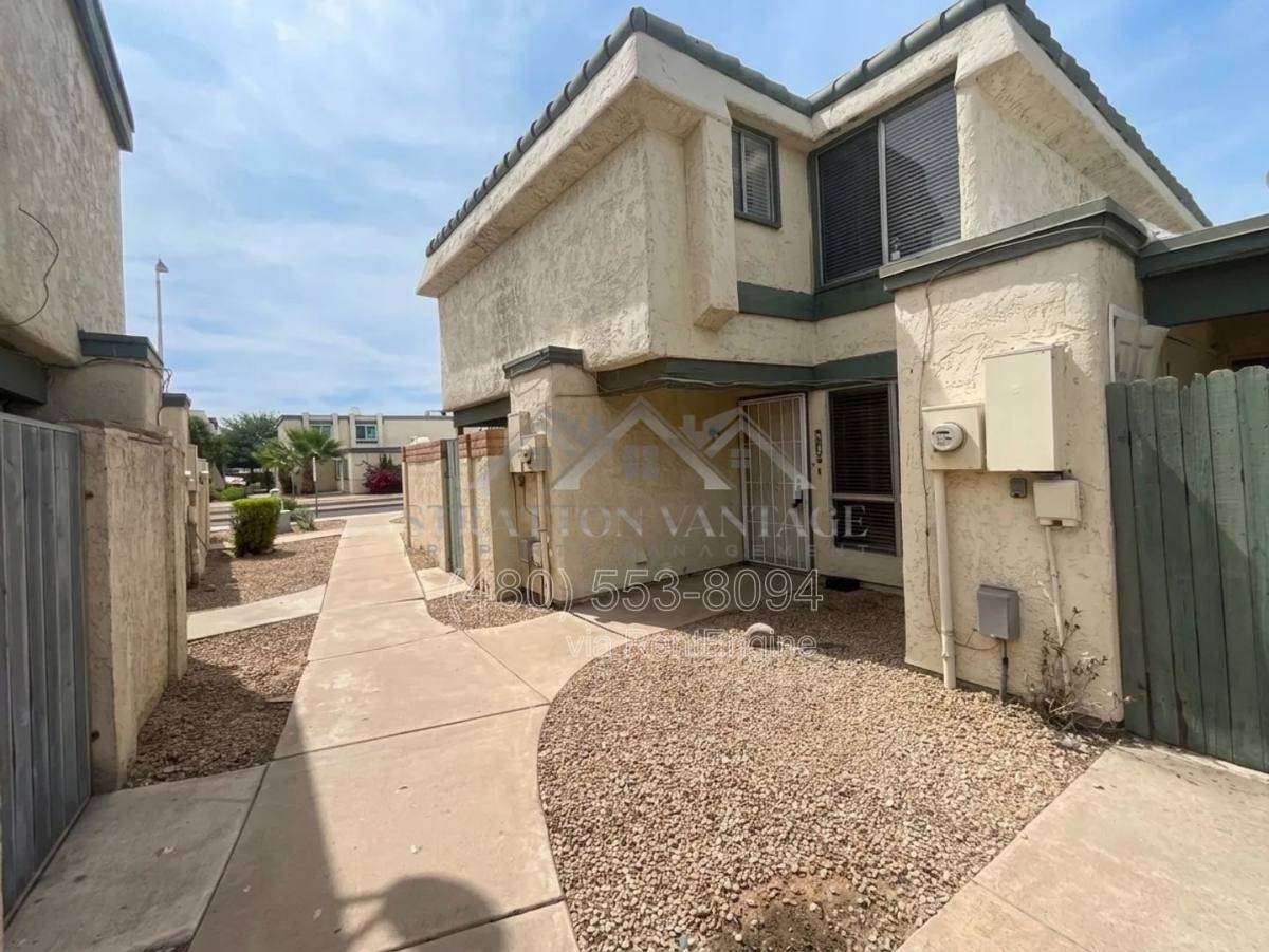 Townhouse for rent at 5180 W Olive Ave, Glendale, AZ 85302