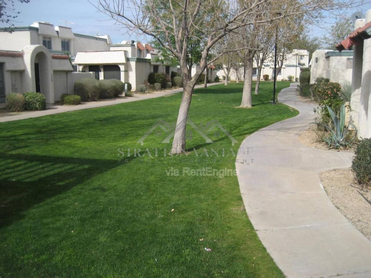 Townhouse for rent at 5180 W Olive Ave, Glendale, AZ 85302