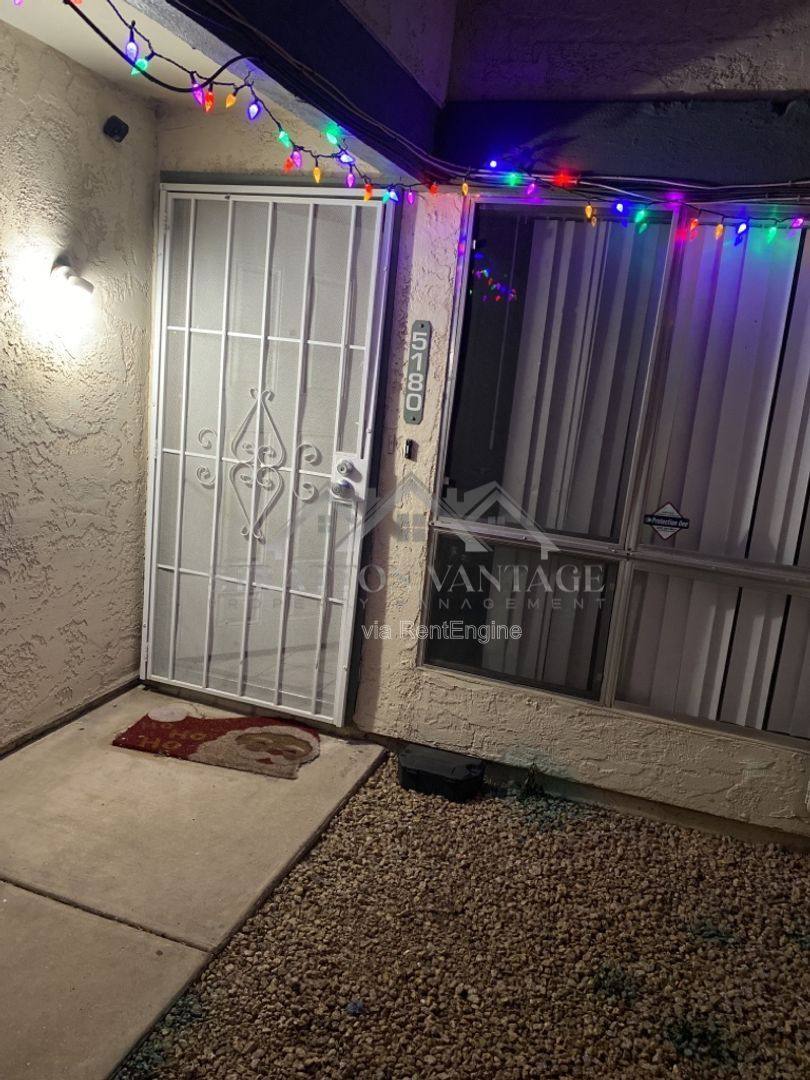 Townhouse for rent at 5180 W Olive Ave, Glendale, AZ 85302