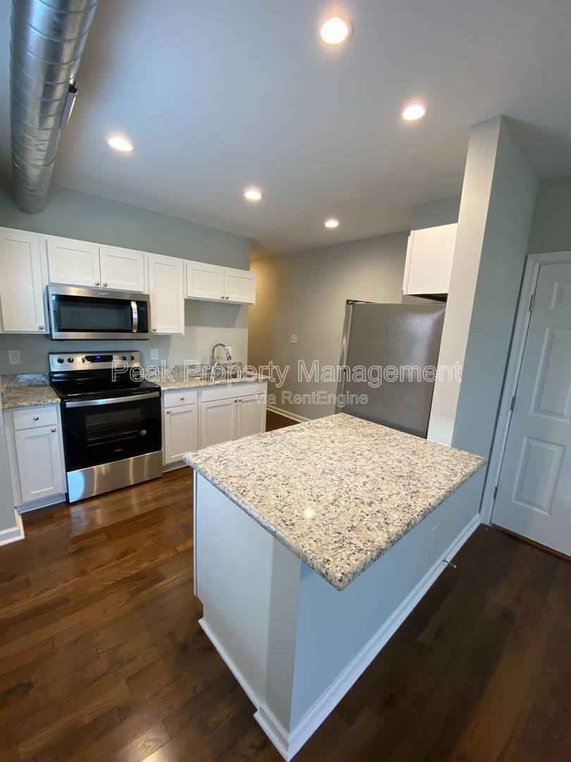 Apartment for rent at 604 N 32nd St #A, Richmond, VA 23223