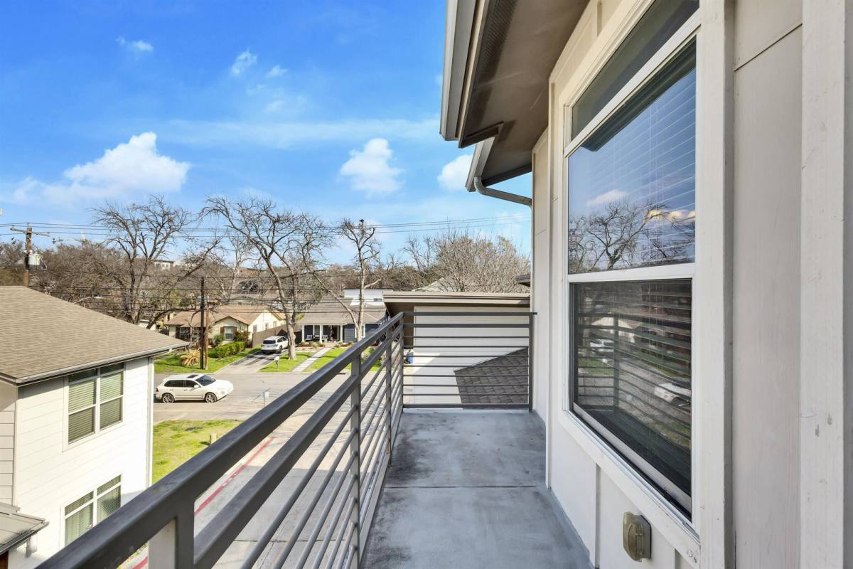 Apartment for rent at 2606 Wilson St #402, Austin, TX 78704