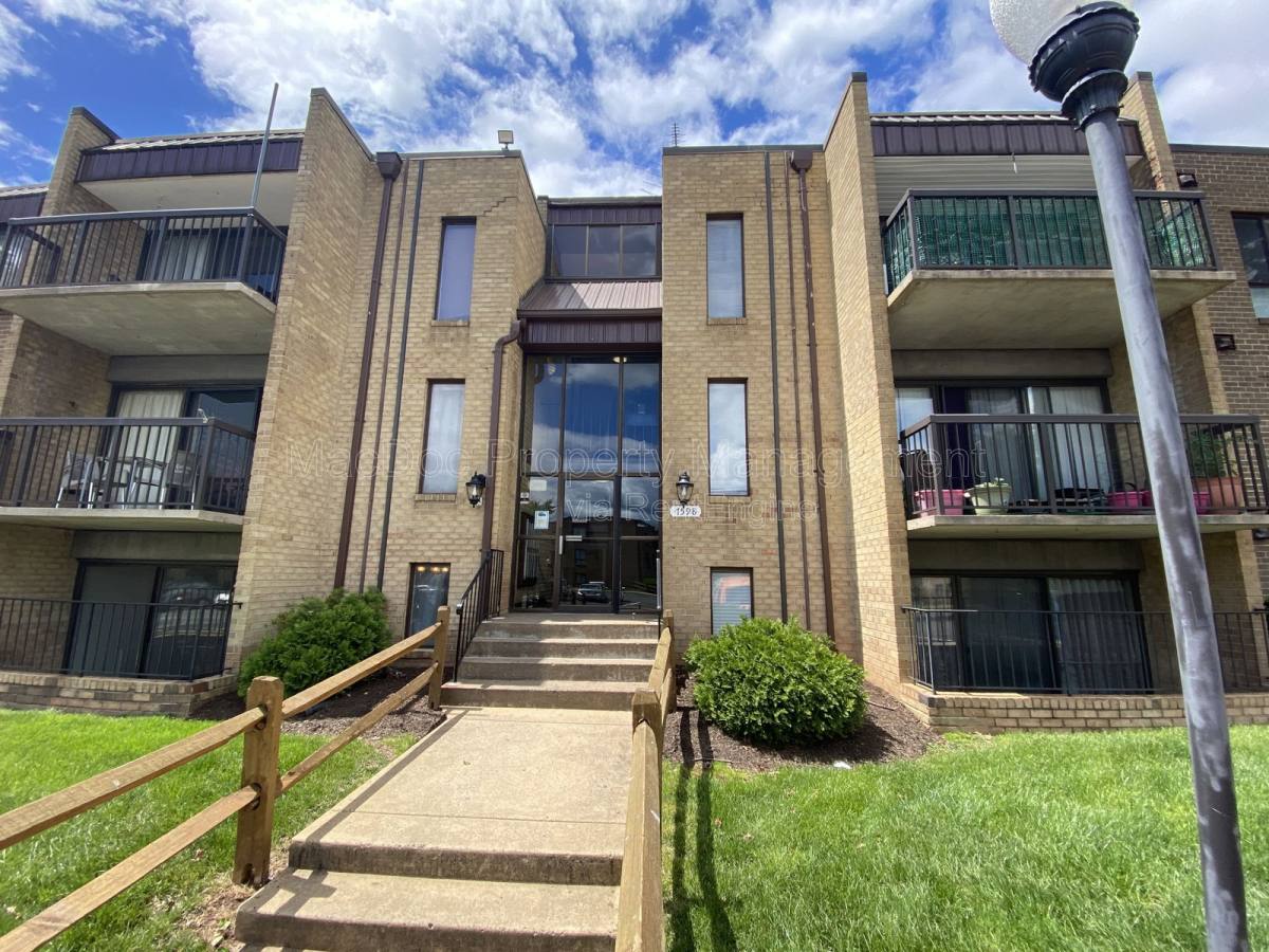 Condo for rent at 7598 Gales Court #1, Manassas, VA 20109
