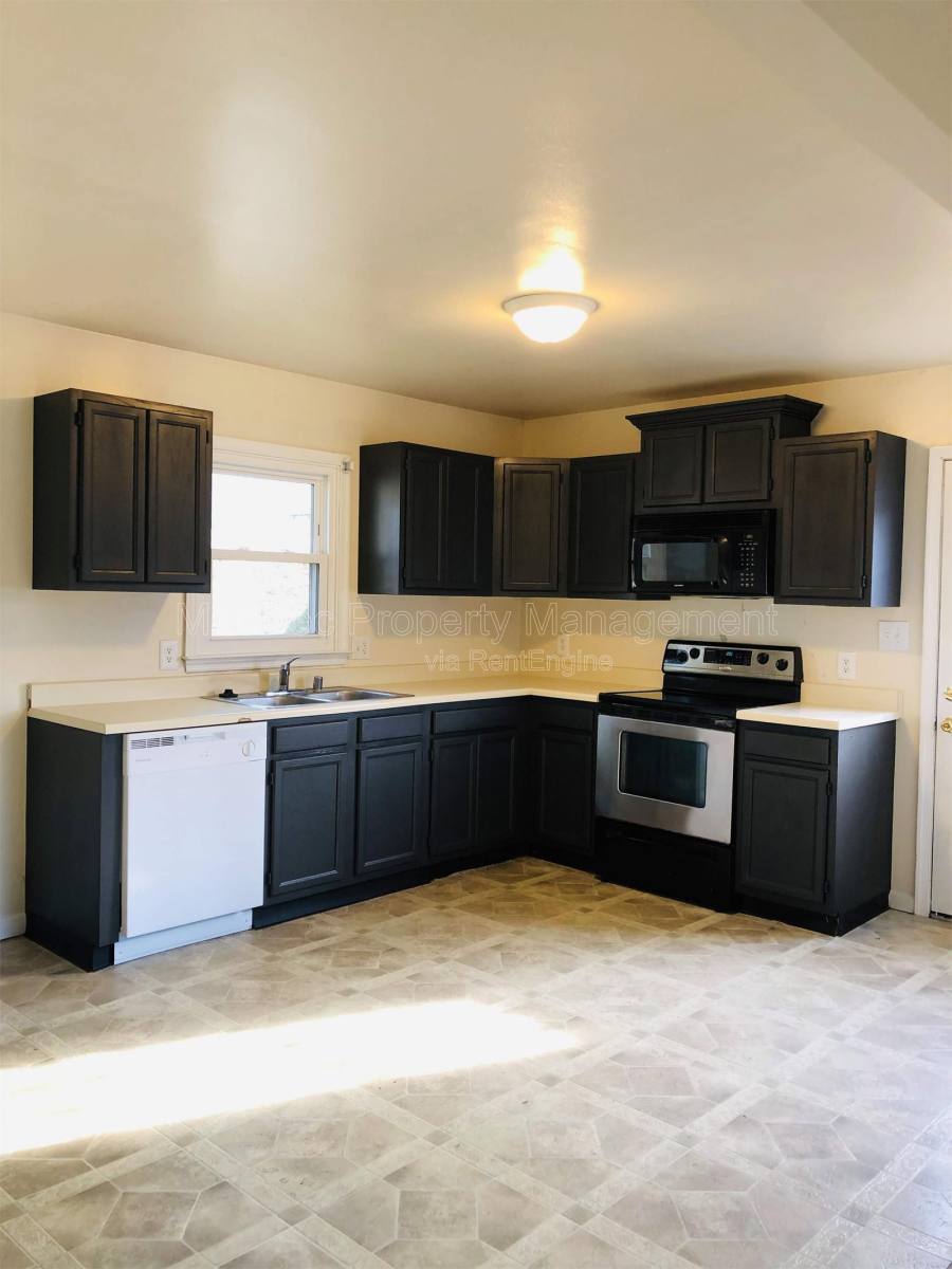 House for rent at 11001 Westminster Court, Fredericksburg, VA 22407