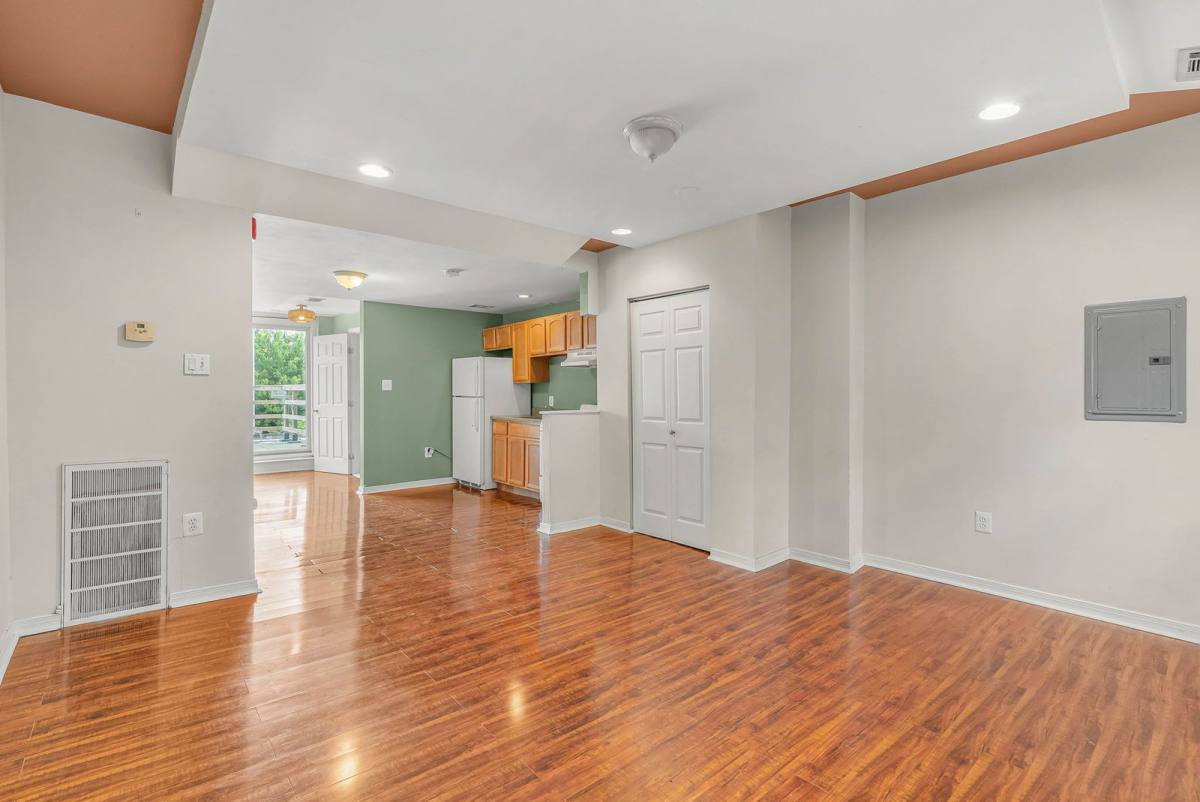 Apartment for rent at 909 S 21st St #3, Philadelphia, PA 19146