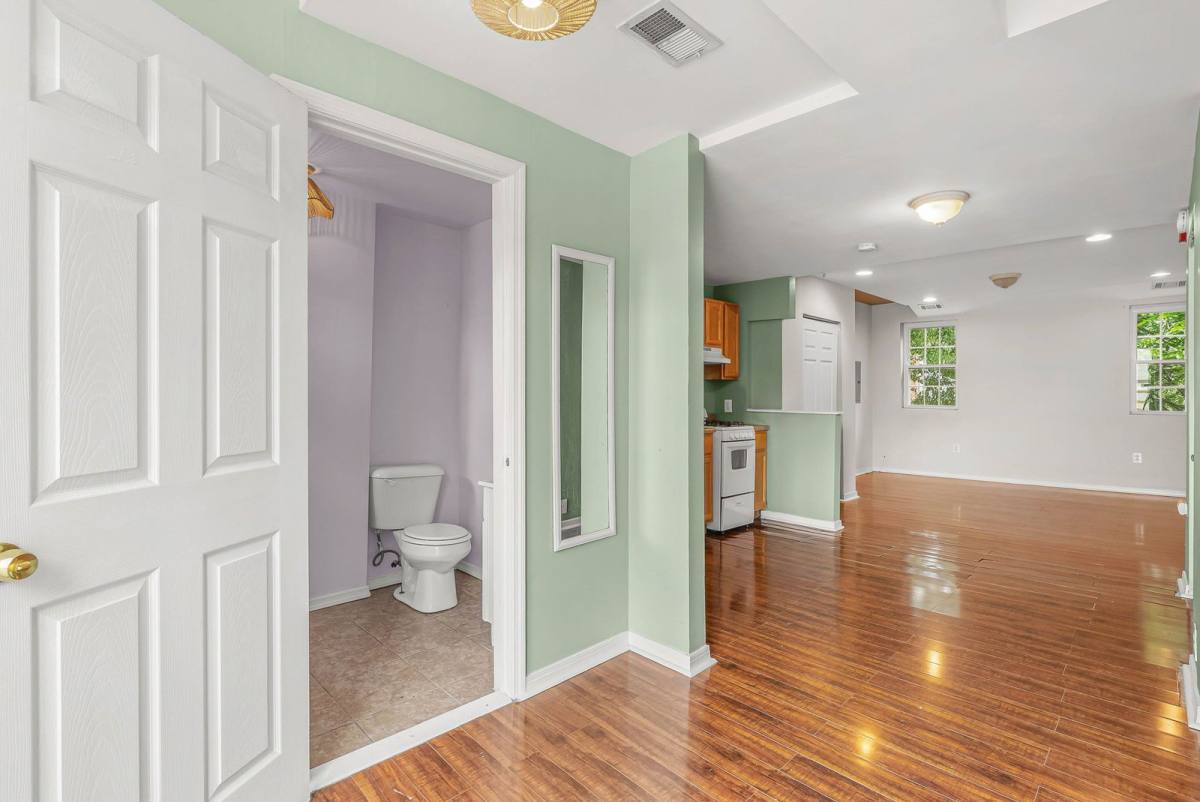 Apartment for rent at 909 S 21st St #3, Philadelphia, PA 19146