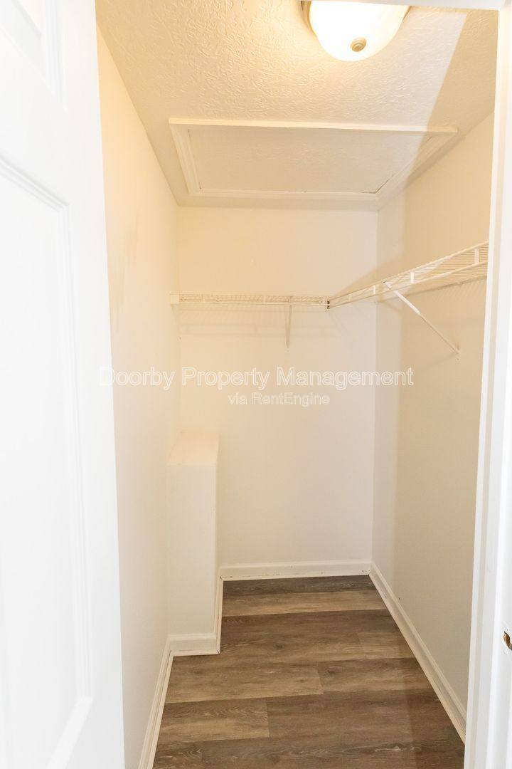 Apartment for rent at 407 Hotwater Rd #A, Soddy Daisy, TN 37379