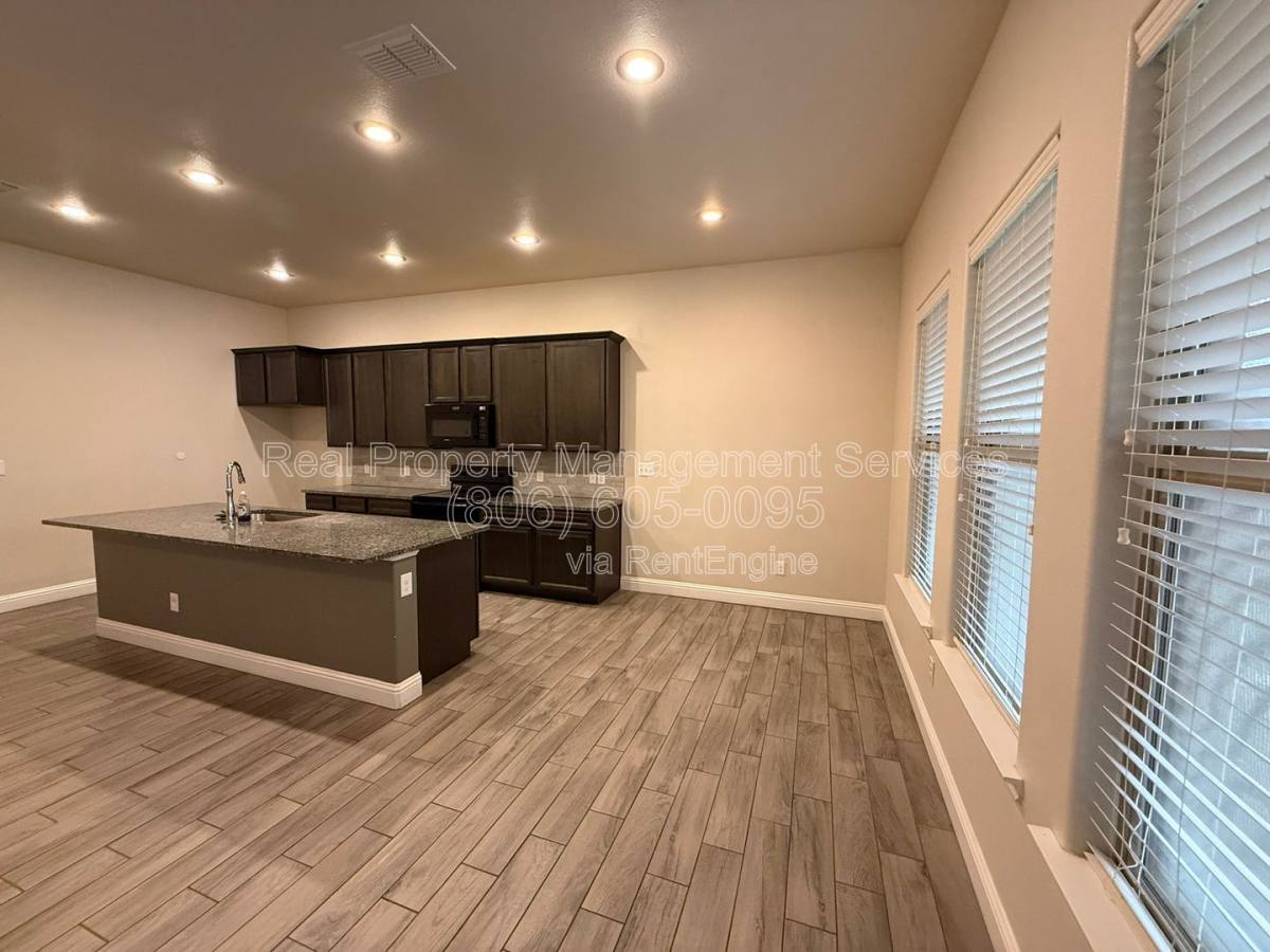 House for rent at 13802 Ave W, Lubbock, TX 79423