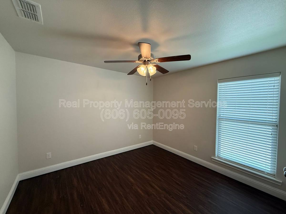 House for rent at 13802 Ave W, Lubbock, TX 79423
