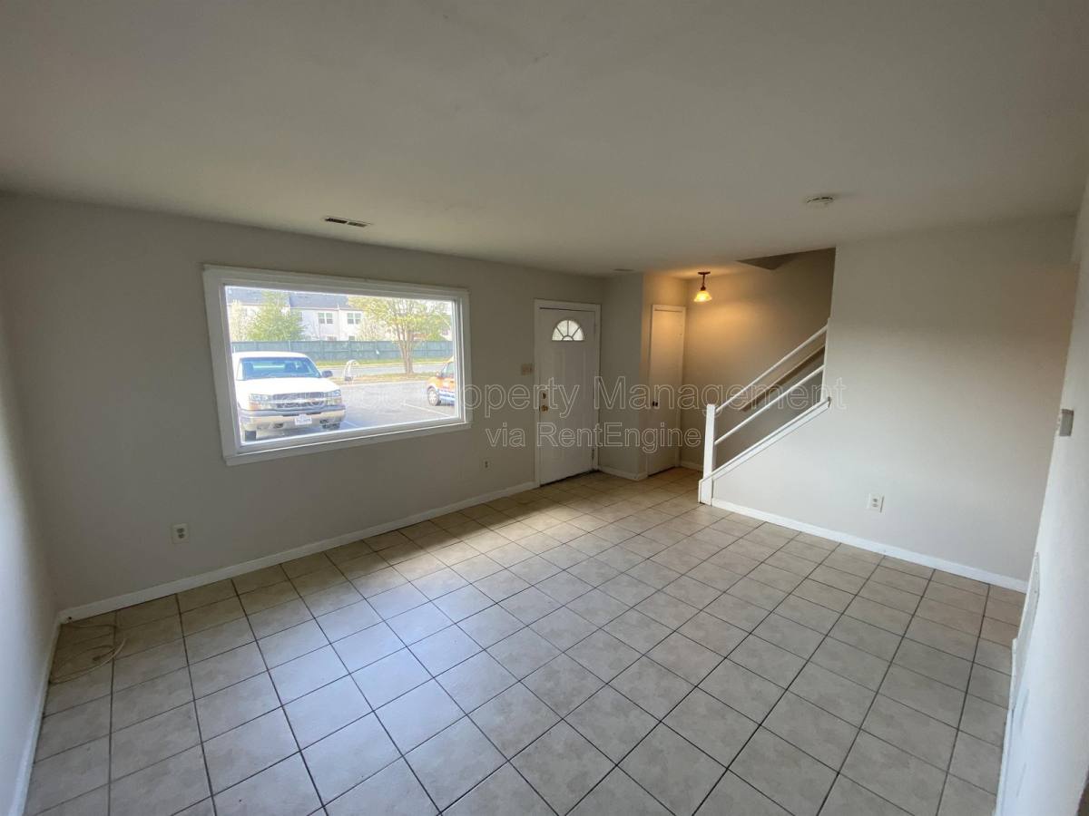 Townhouse for rent at 623 Anvil Rd, Fredericksburg, VA 22405