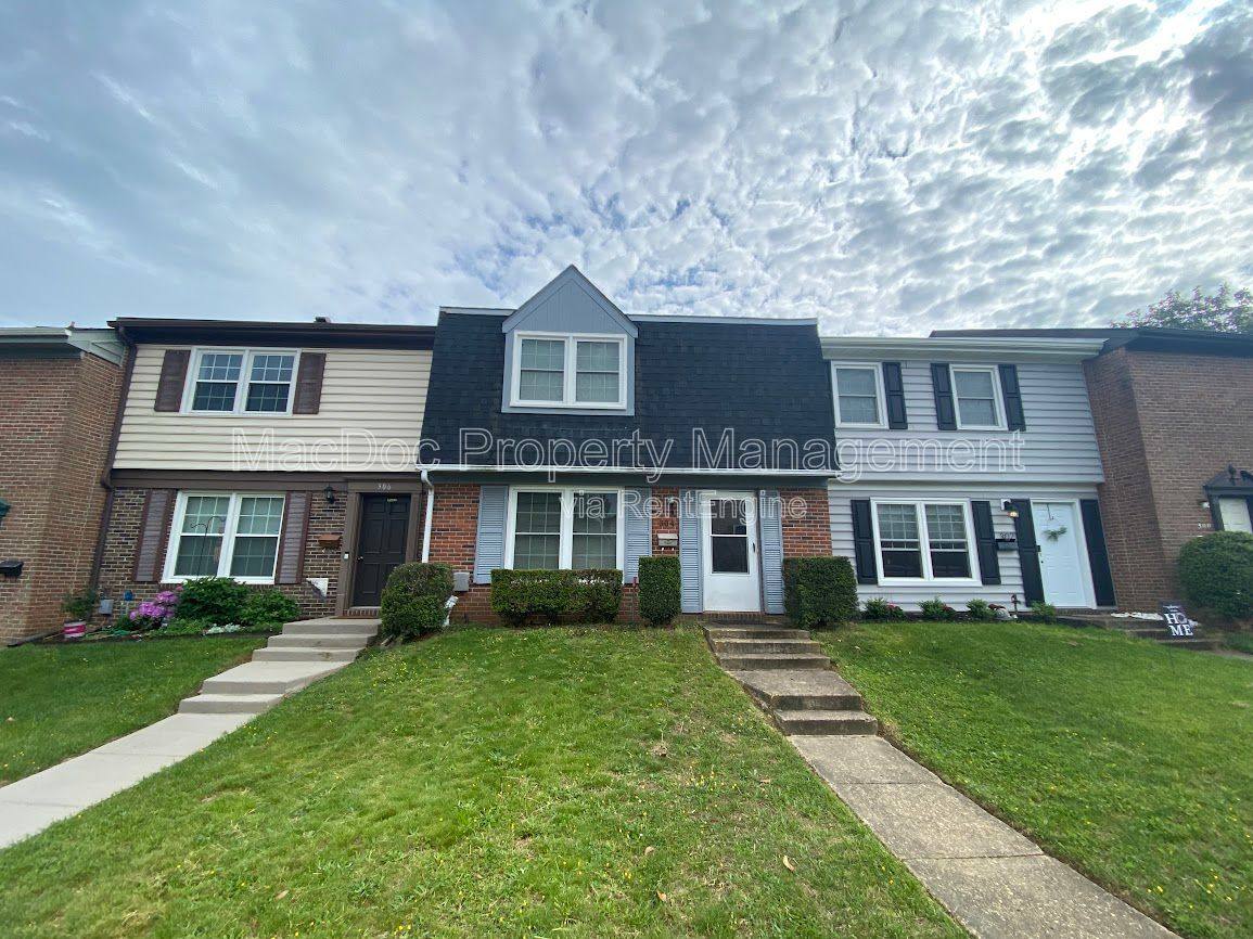 Townhouse for rent at 304 Garfield Court, Fredericksburg, VA 22408