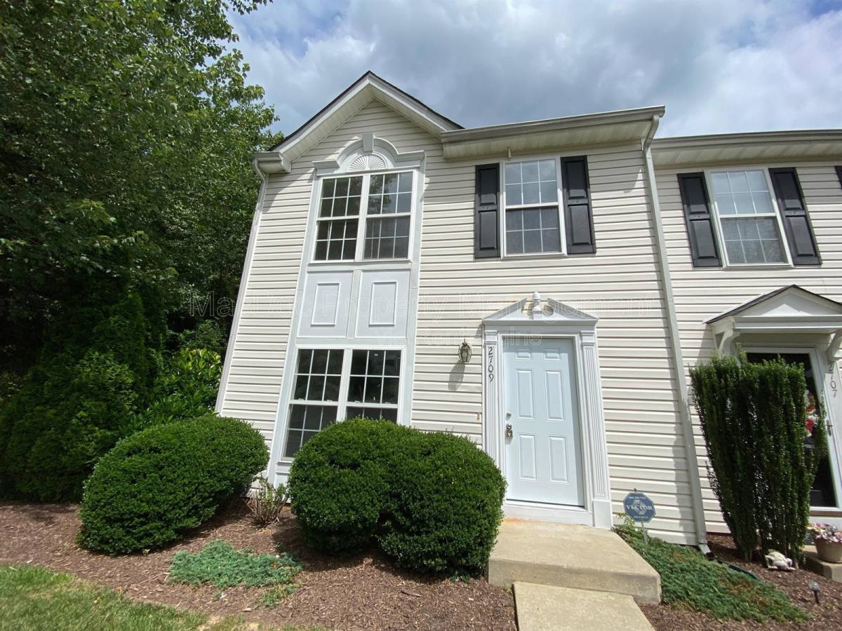 Townhouse for rent at 2709 Church View Lane, Richmond, VA 23223