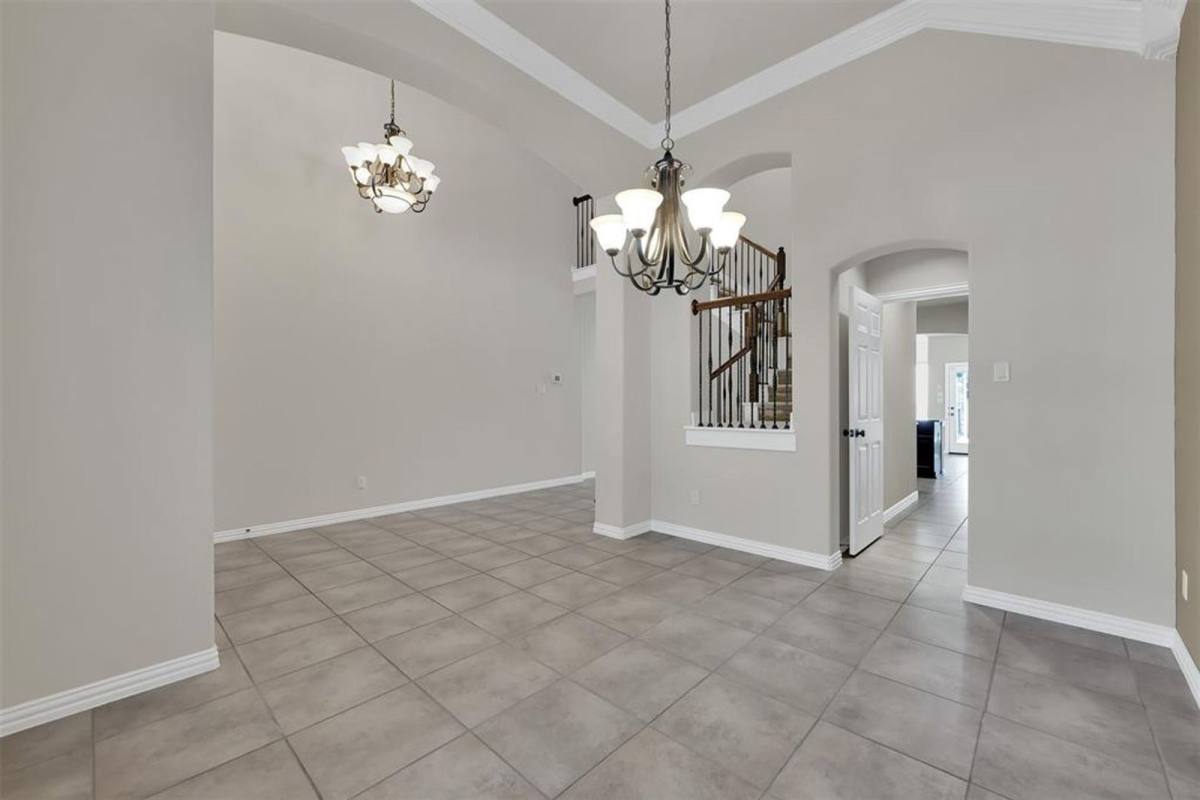 House for rent at 2 Maitland Court, Magnolia, TX 77354