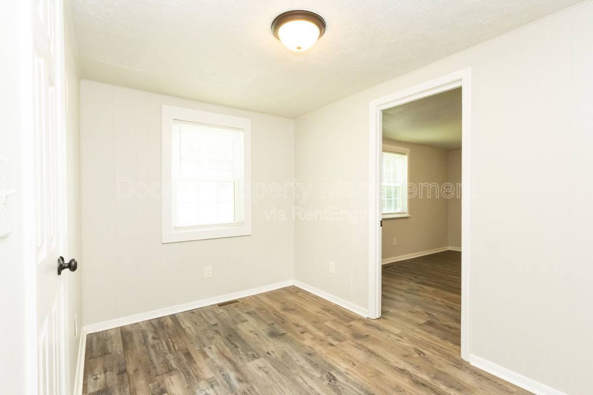 House for rent at 1806 Dixon St, Chattanooga, TN 37421