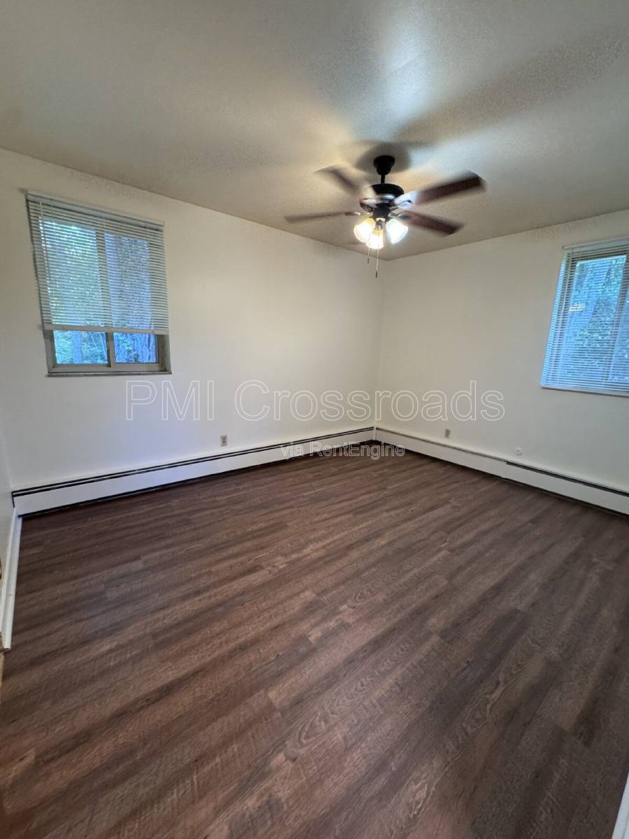 Apartment for rent at 2323 Newton St #20, Akron, OH 44305