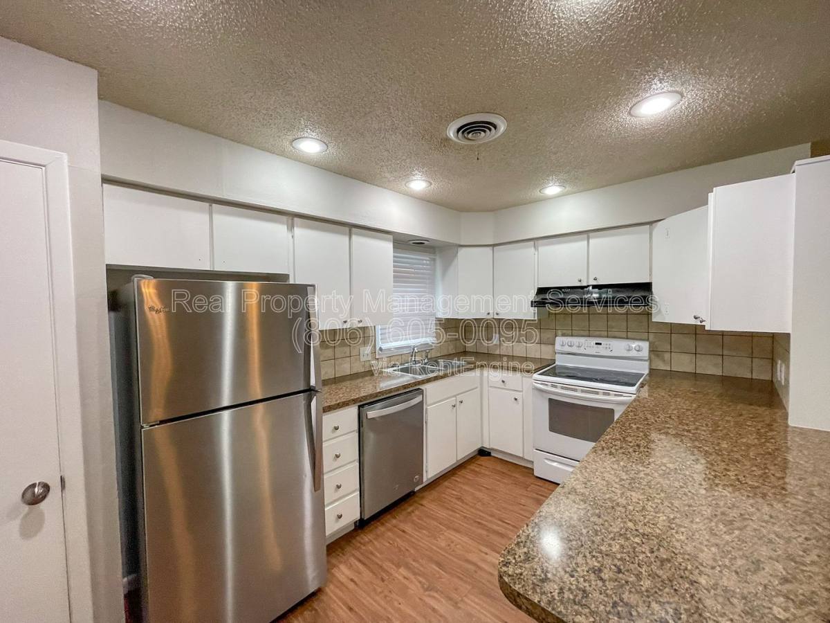 House for rent at 5221 16th St, Lubbock, TX 79416