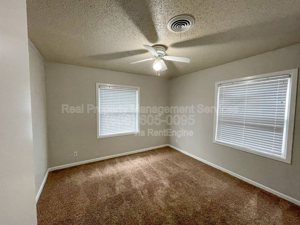 House for rent at 5221 16th St, Lubbock, TX 79416