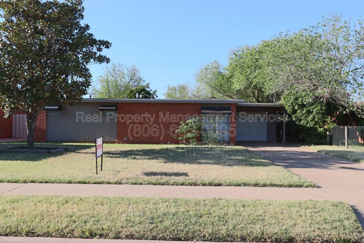 House for rent at 2707 63rd St, Lubbock, TX 79413